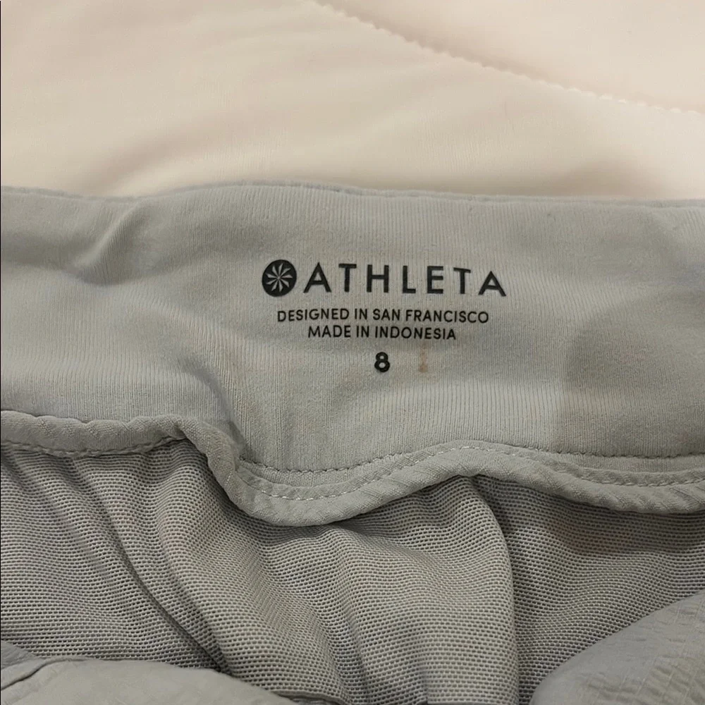 Athleta Gray Cargo Shorts Lightweight Casual - Picture 3 of 3